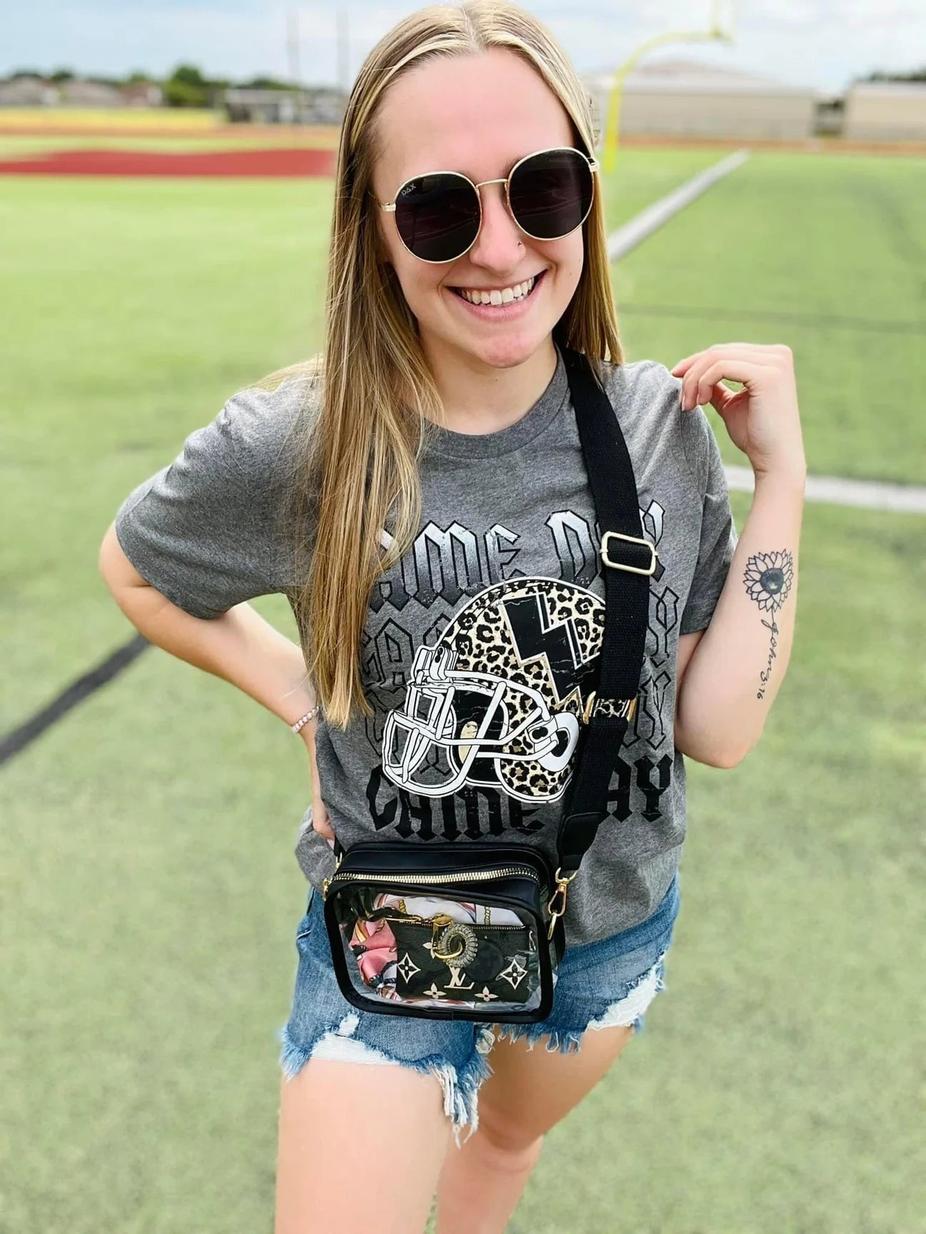 Clear top stadium totes